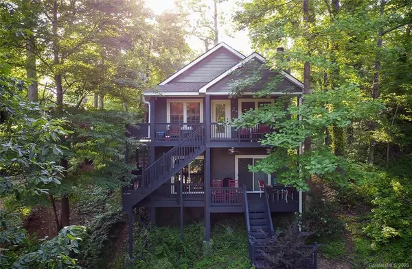 219 Picnic Point RD, Lake Lure, NC 28746