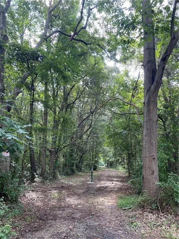 East Spencer, NC 28039,0 Boundary ST