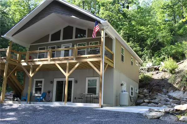 Chimney Rock, NC 28720,150 Buddy LN