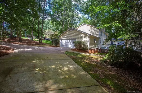 Matthews, NC 28105,10501 Stonemede LN