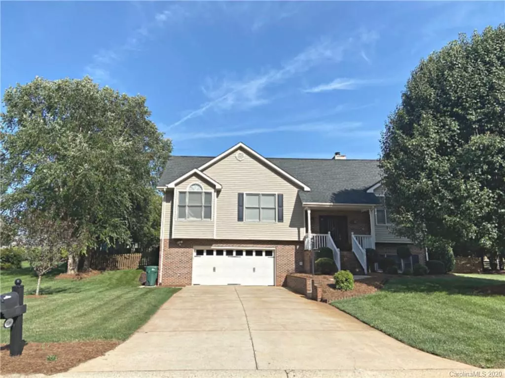 Newton, NC 28658,2586 Chandy ST