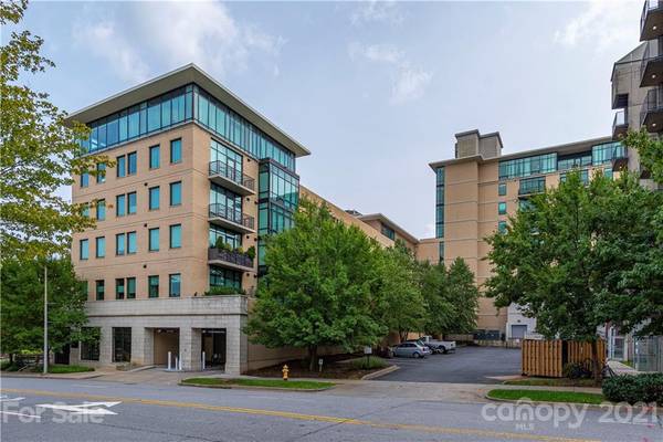 60 N Market ST, Asheville, NC 28801