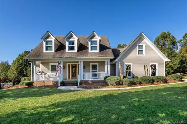 161 Harbor Landing DR, Mooresville, NC 28117