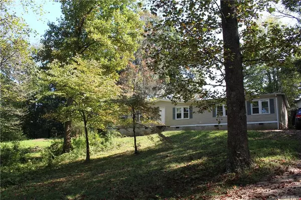 Asheville, NC 28806,42 Country Gardens LN