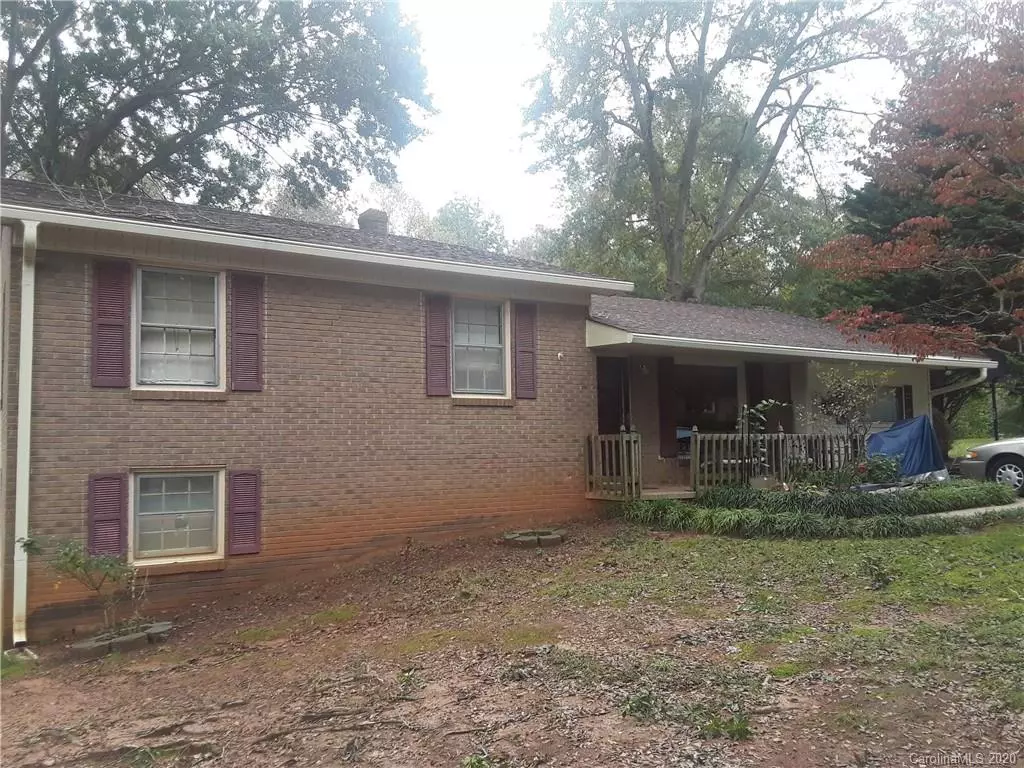 Shelby, NC 28152,115 W Debby DR