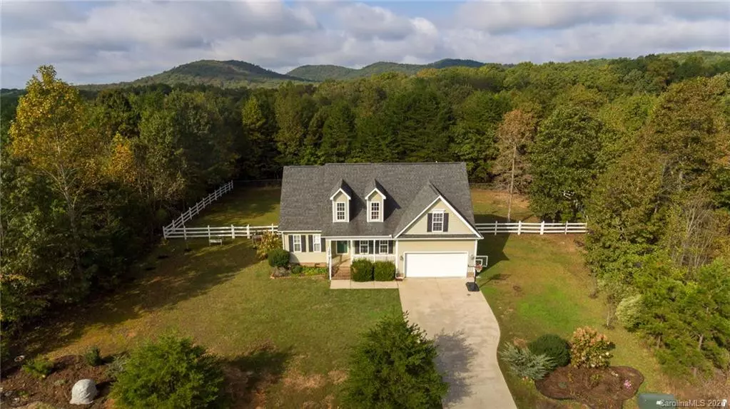 2114 Pinnacle View DR, Kings Mountain, NC 28086