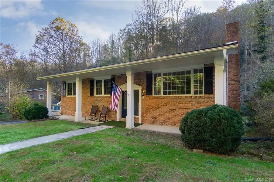 439 Kings Creek RD, Brevard, NC 28712