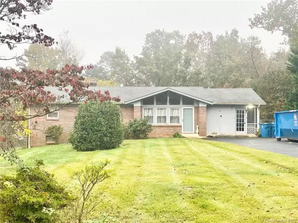 69 Willow CT, Taylorsville, NC 28681