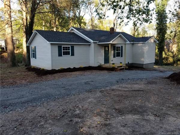 1604 N Blackstock RD, Landrum, SC 29356