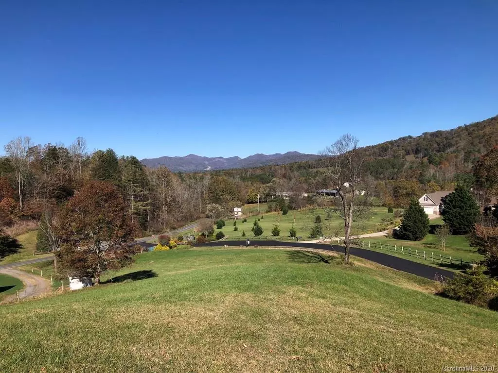 Weaverville, NC 28787,82 Seven Glens DR