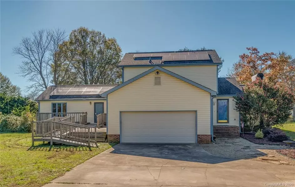 118 Sand Clay RD, Chesnee, SC 29323