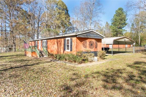 Clover, SC 29710,6384 Four Knights LN #17