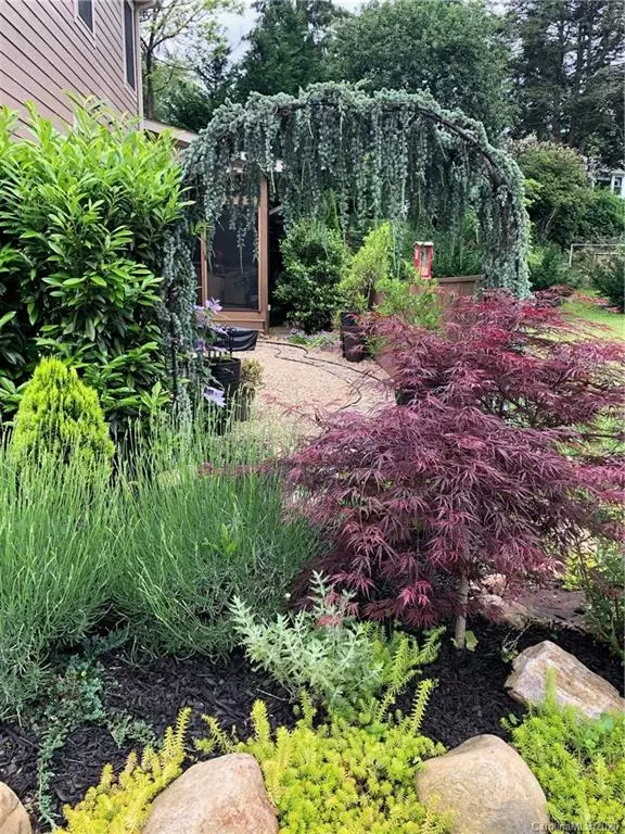 Asheville, NC 28806,2 Verde DR