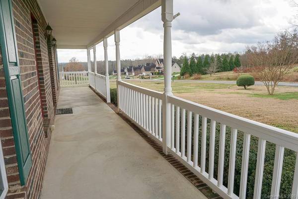 Granite Falls, NC 28630,5130 South Oak CIR