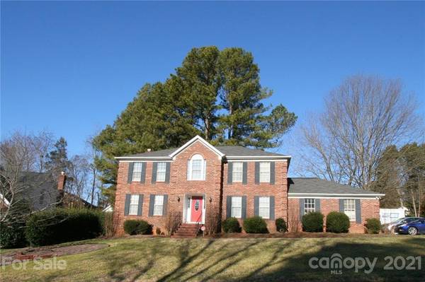 Matthews, NC 28105,1207 Old Pond LN