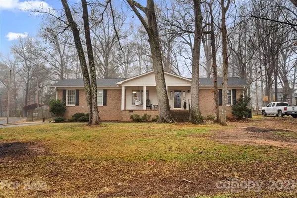 877 Ragin LN, Rock Hill, SC 29732