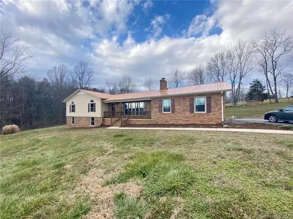 2310 US 64 90 HWY W, Taylorsville, NC 28681