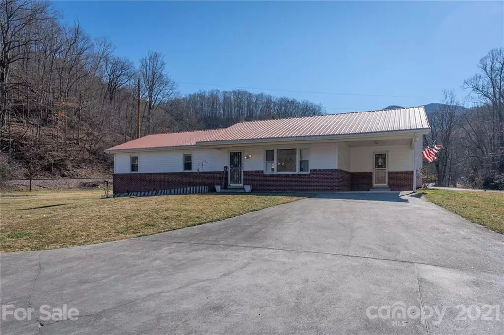 Sylva, NC 28779,51 Spicewood Valley RD