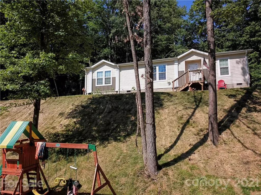 Sylva, NC 28779,126 Shawfield RDG