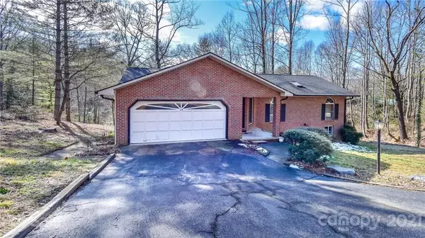 19 Loggers RUN, Hendersonville, NC 28739