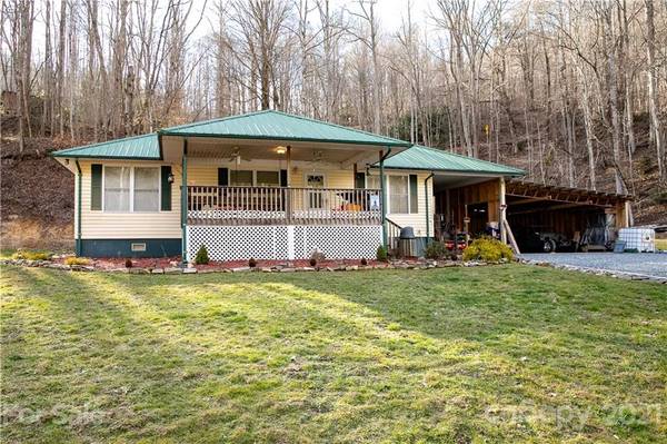 7936 Alarka RD, Bryson City, NC 28713