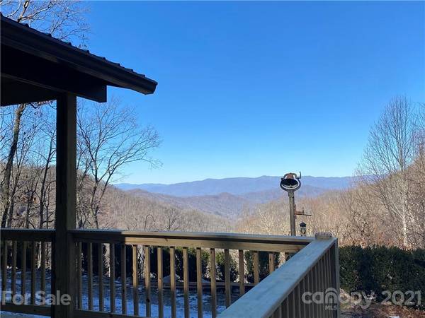 516 Big Bench RD, Bryson City, NC 28713