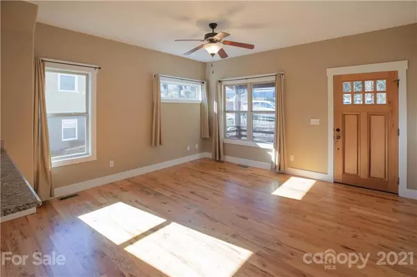 Asheville, NC 28806,232 Waynesville AVE