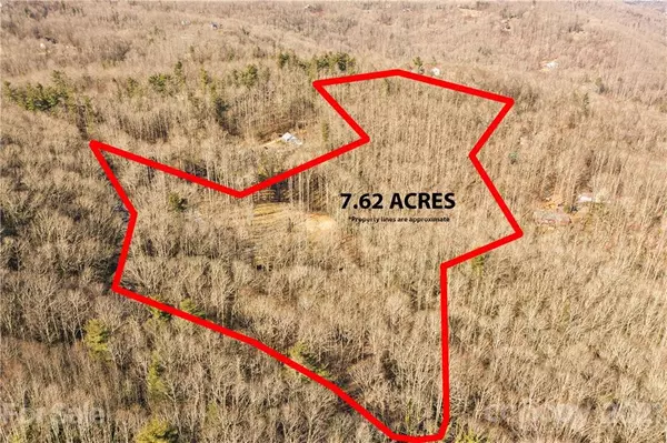 790 Davis Mountain RD, Hendersonville, NC 28739