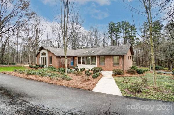 Matthews, NC 28104,2319 Chestnut LN