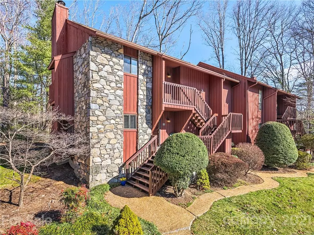 Asheville, NC 28803,127 Cedar Forest TRL