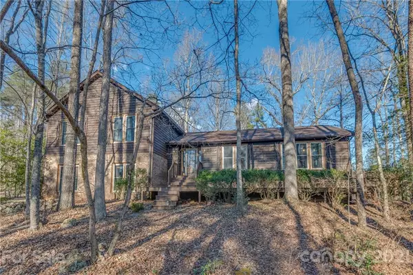 301 Willow Pond RD, Rutherfordton, NC 28139