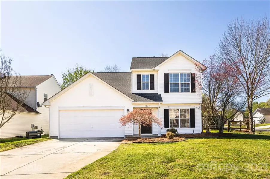 1069 Meadowbrook LN, Concord, NC 28027