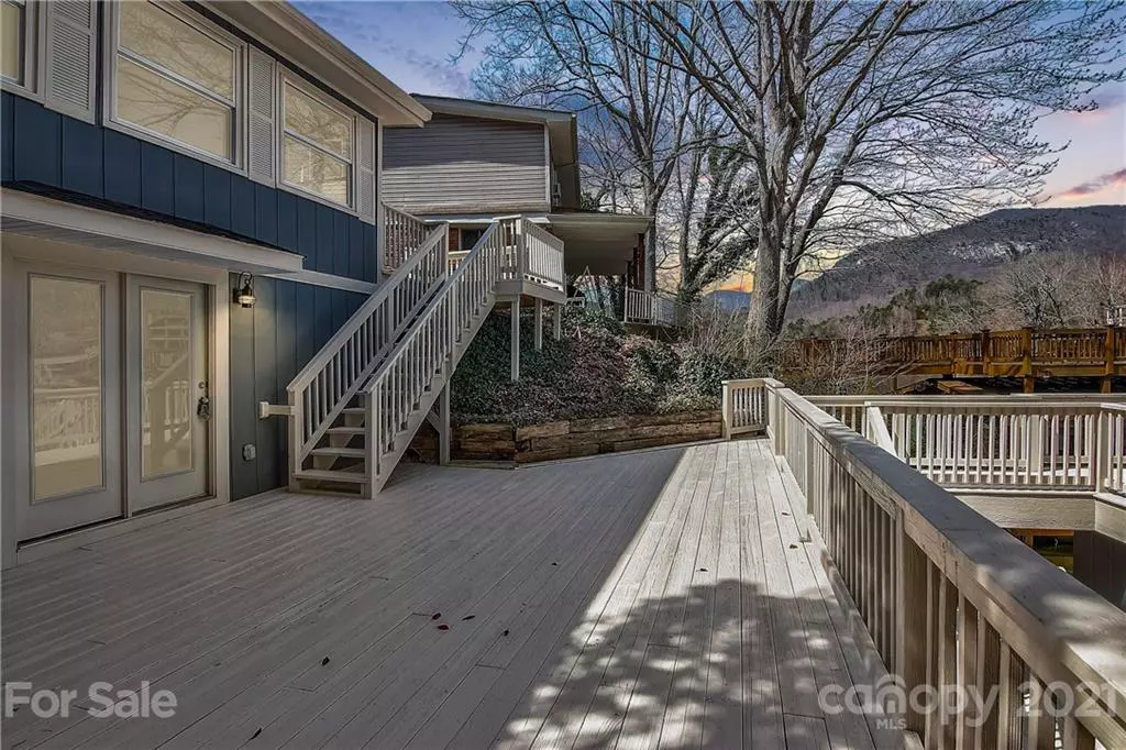 Lake Lure, NC 28746,174 Ridge RD