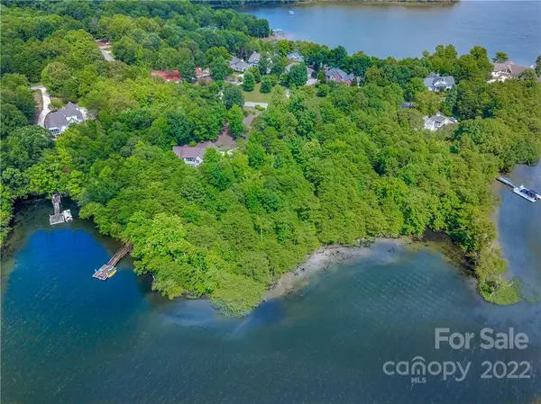 Badin Lake, NC 28127,586 Pearl Bay DR