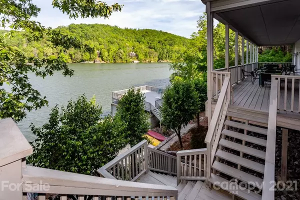 Lake Lure, NC 28746,155 Dogwood DR