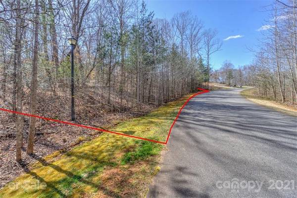 6165 Falls Ridge TRL, Sherrills Ford, NC 28673