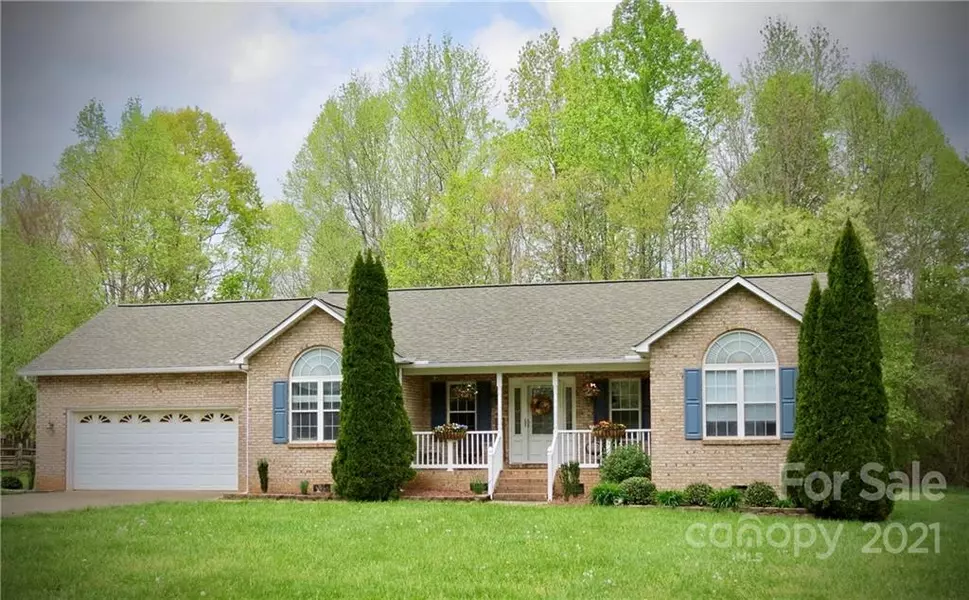 246 Strawberry LN, Salisbury, NC 28147