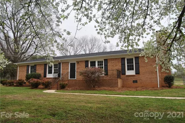 204 Harrelson RD, Cherryville, NC 28021