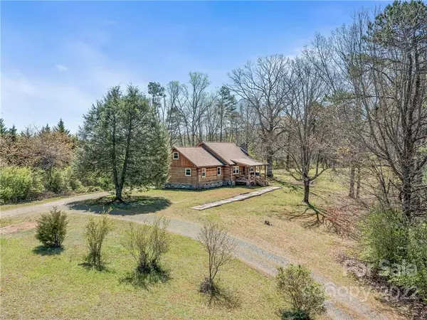 256 W Walt Haven DR, Leicester, NC 28748