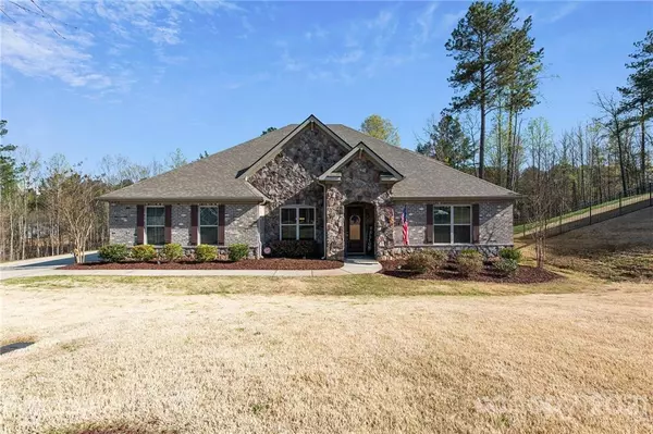 134 Abbeville LN, Mooresville, NC 28117