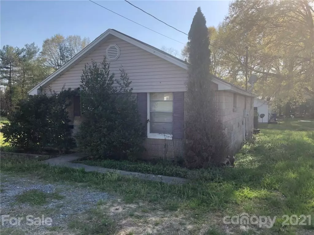 Cherryville, NC 28021,508 Bond ST