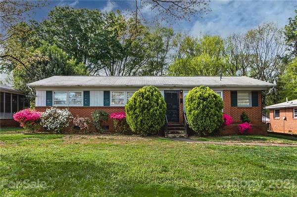 2426 Lanier AVE, Charlotte, NC 28205