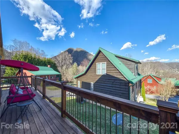 Maggie Valley, NC 28751,504 Panoramic LOOP