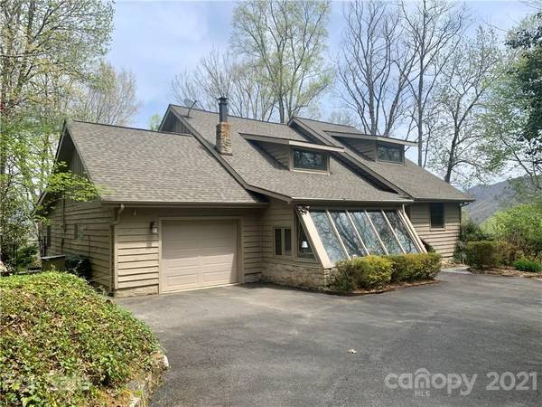 745 Holly Hills RD, Sylva, NC 28779