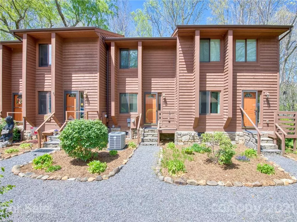 Maggie Valley, NC 28751,79 Riverside Villa DR