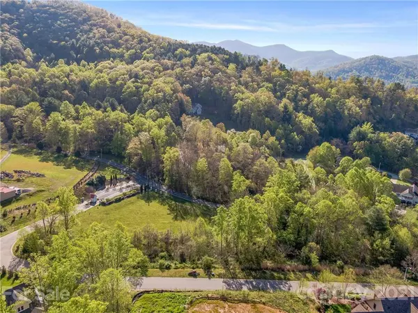 Weaverville, NC 28787,00 Carden DR #2