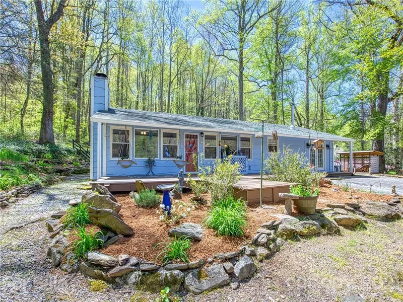 36 Dogwood DR, Maggie Valley, NC 28751