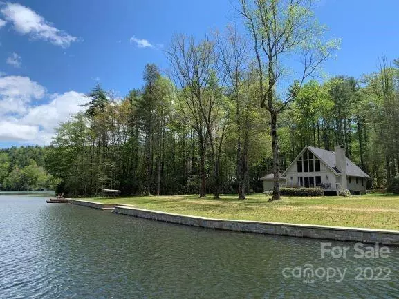 1578 West Club BLVD, Lake Toxaway, NC 28747
