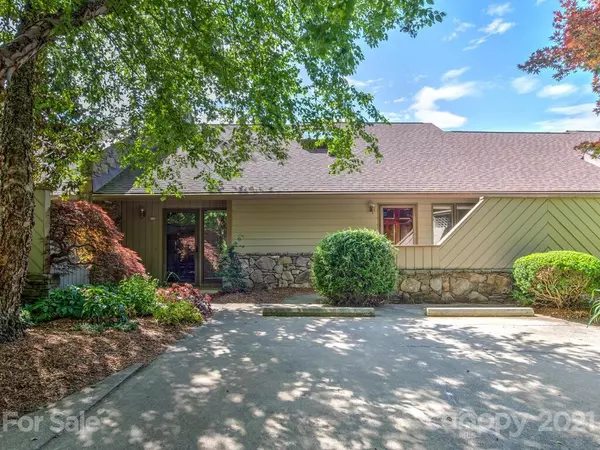 103 Timber DR, Asheville, NC 28804