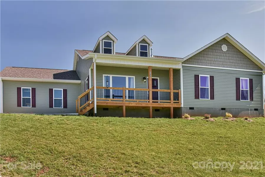 249 Reilly DR, Leicester, NC 28748